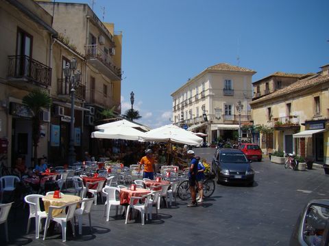 náměstí ve starobylém Pizzo