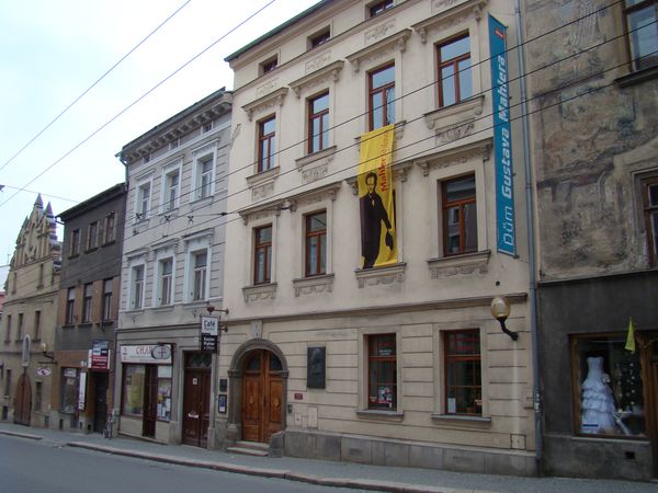 domy č. 4 a 6 ve Znojemské ulici