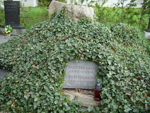 hrob Frantiąka Halase