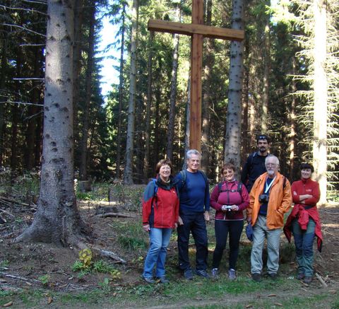 kříž obnovil pan Waněk 5.7.2003