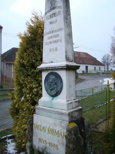 pomník Václava Kosmáka v Martínkově