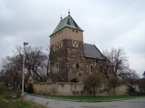 kostel sv. Bartoloměje v Kyjích