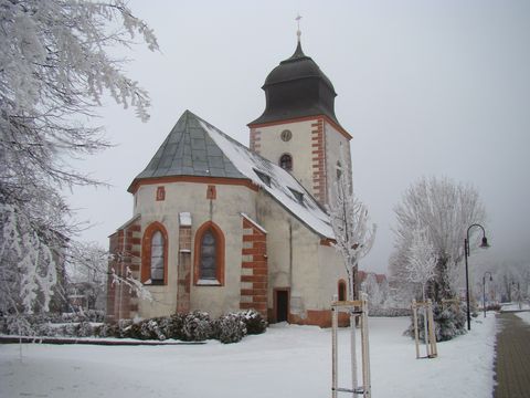 kostel na náměstí v Přimdě