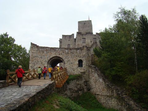 vchod do hradu Strečno
