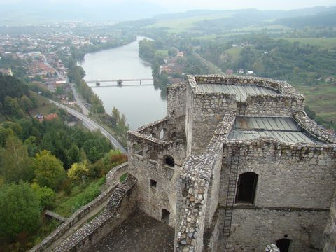 pohled z věze strečnanského hradu
