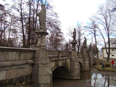 barokní most ve Zďáře
