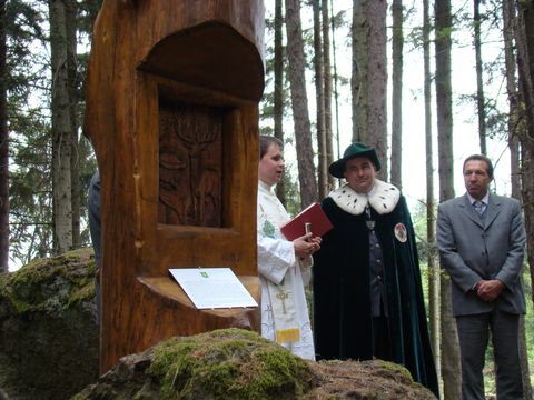 slavnostní proslovy při odhalení pomníčku sv. Huberta
