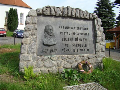 památník B. Němcové ve Vserubech
