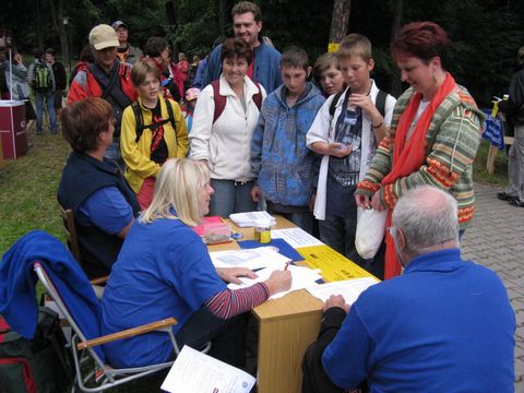 na startu se sešlo množství lidí na startu se sešlo množství lidí