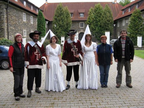 část pořadatelů pochodu Kolem noční Jihlavy část pořadatelů pochodu Kolem noční Jihlavy