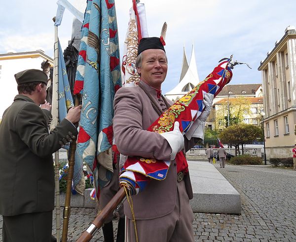 oslavy nekončí, jihlavský prapor ještě dnes zavlaje; www.svatosi.cz