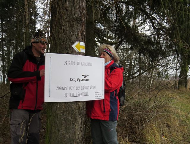 uvítání vykouzlilo úsměv všem kolemjdoucím; www.svatosi.cz