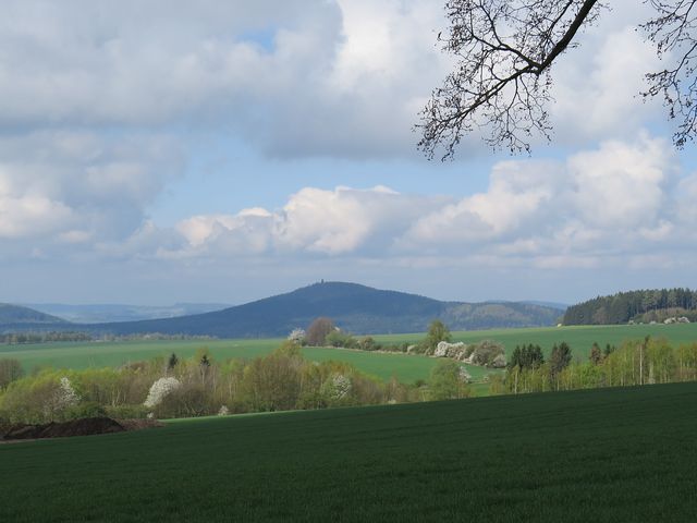 Velký Blaník, hora opředená bájemi; www.svatosi.cz