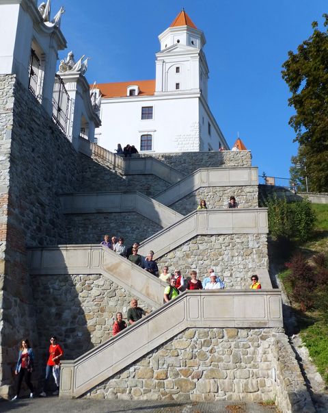 výstup na hradní vrch; foto Iva