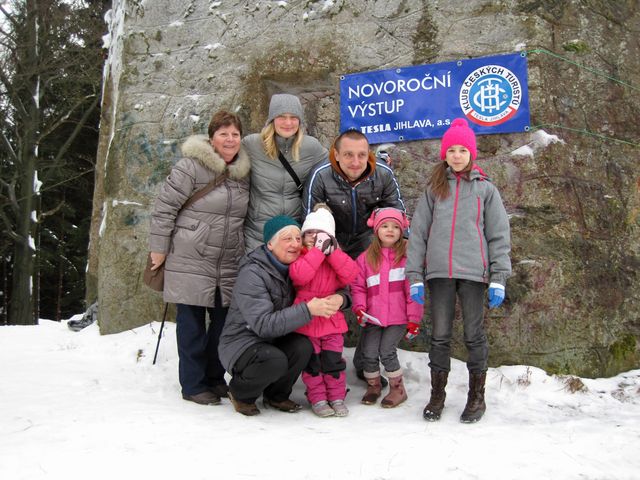 výstupu se zúčastňují celé rodiny; www.svatosi.cz