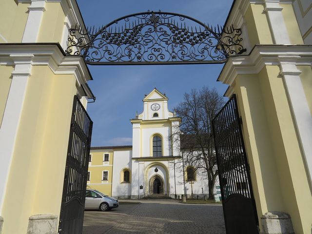 bazilika Nanebevzetí Panny Marie ve Žďáře nad Sázavou