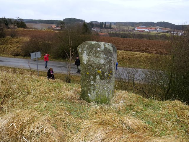křížový kámen u cesty do Vanče