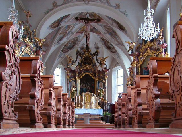 interiér kostela v Lechu; foto F. Janeček