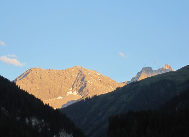 takový závdavek plný příslibů jsme dostali od Lechtalských Alp hned první večer