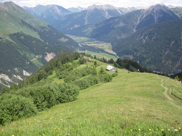 sestup k Bernhardseck Hütte (1 812 m)