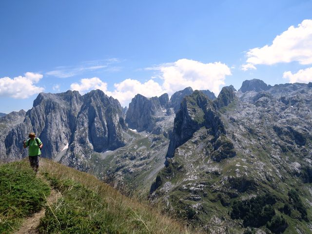 tyto nádherné hory leží na východě Černé Hory