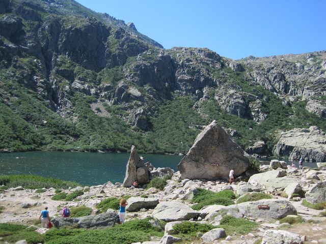 Lac de Melo je ve výšce 1 711 metrů