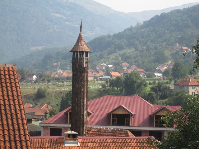 dřevěné minarety dříve byly specialitou oblasti