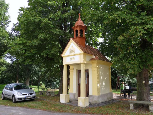 kaplička v osadě Boreč