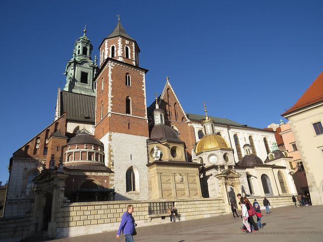 na Wawelu, jednom z nejkrásnějších sídel v Evropě byli korunováni (a pochováváni) polští králové
