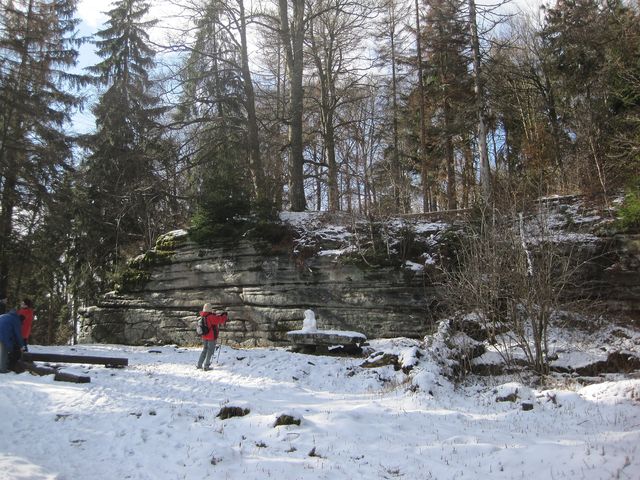 v areálu bývalého hradu Štamberk