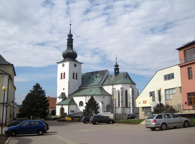 kostel sv. Václava v Křižanově byl postaven ve 13. století