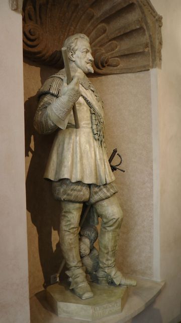 socha Albrechta z Valdštejna; foto F. Janeček