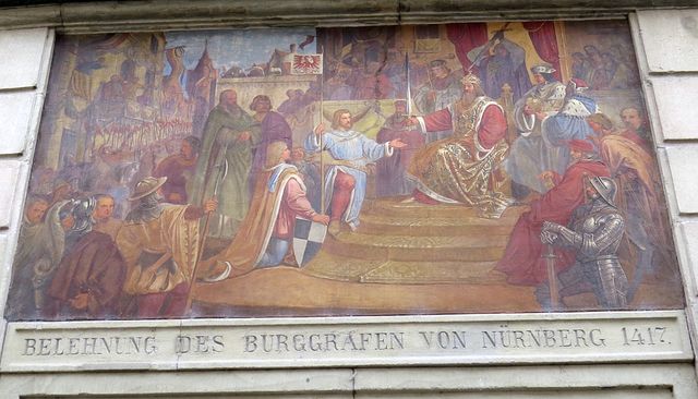 Zikmund Lucemburský uděluje roku 1417 Braniborskou marku v léno Fridrichu VI. z rodu Hohenzollernů (už od roku 1548 však Konstanz patřila Habsburkům)