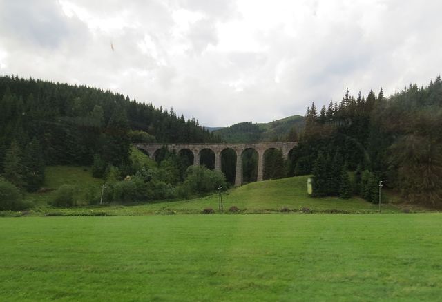 Chramošský viadukt, jeden z mostů systému Telgártské smyčky