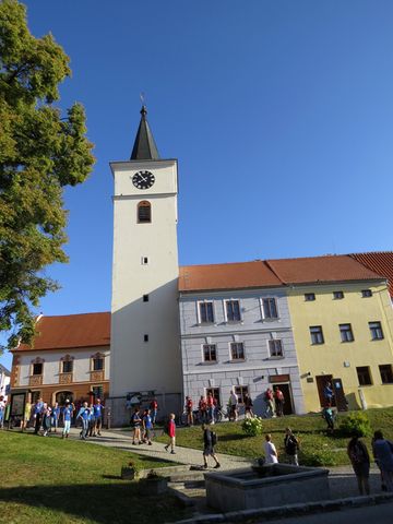 centrum Velešína - ze zrušeného kostela vznikly po rekonstrukci prostory pro kulturní akce