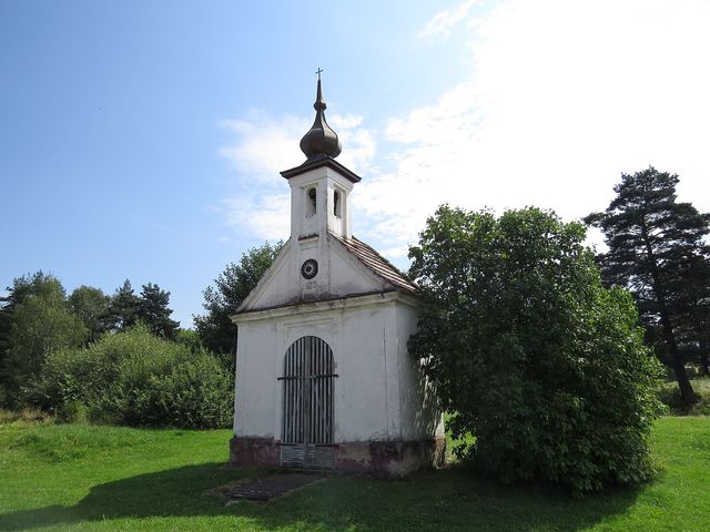 návesní kaple v Polžově