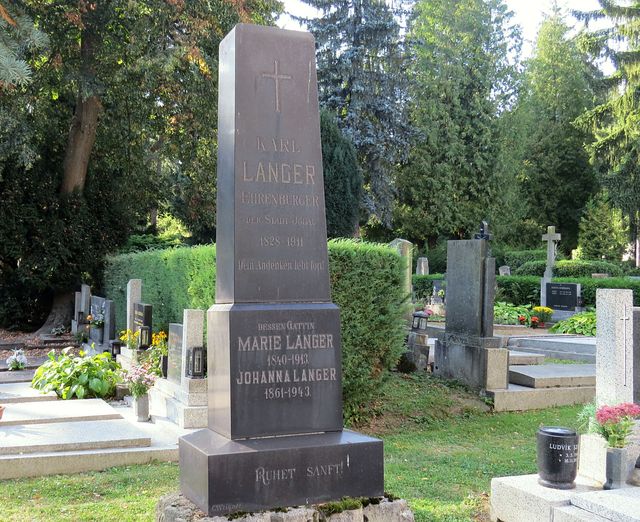 Karl Langer se stal čestným občranem v roce 1900