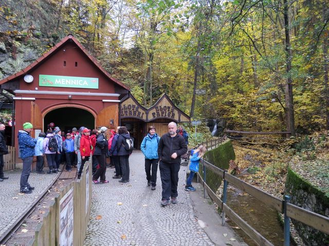v areálu zlatého dolu ve Zlatém Stoku v areálu zlatého dolu ve Zlatém Stoku