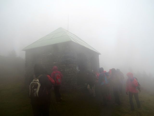 útulna u Jelení studánky - ocenili jsme její existenci útulna u Jelení studánky - ocenili jsme její existenci