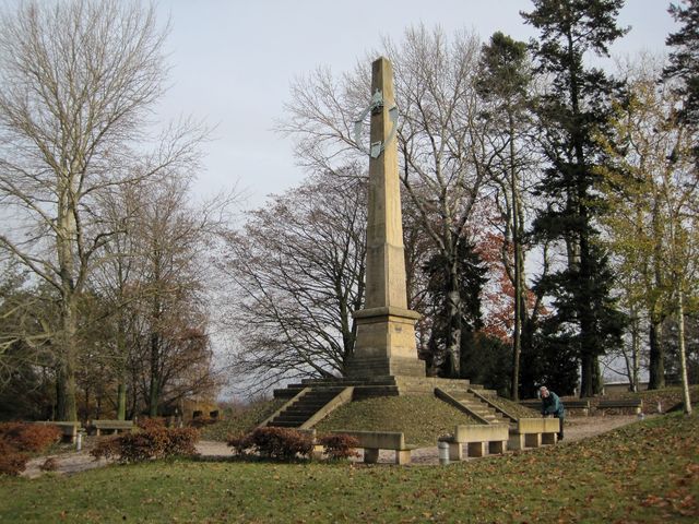Riegrův obelisk z roku 1907, dominanta vrchu Gothard