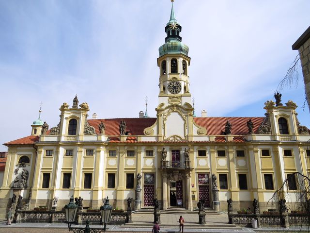 Loreta, barokní klenot Prahy, stavěný architekty z rodu Dientzenhoferů