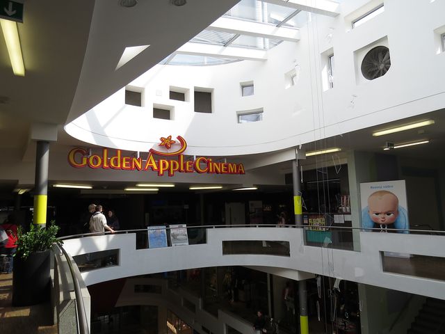 v kině Zlaté jablko probíhal festival turistických filmů