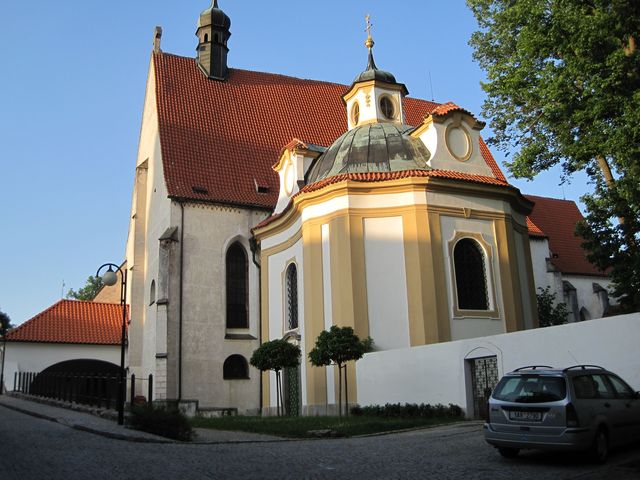 klášter s kostelem Nanebevzetí Panny Marie