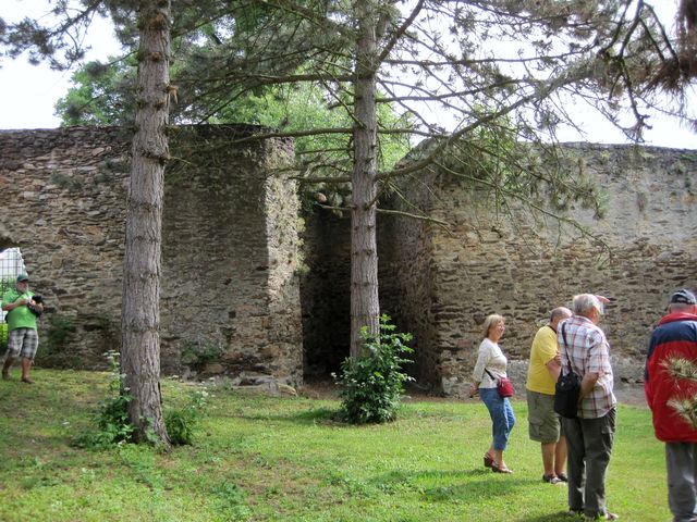 bašta č. 1 při pohledu z klášterní zahrady; www.svatosi.cz