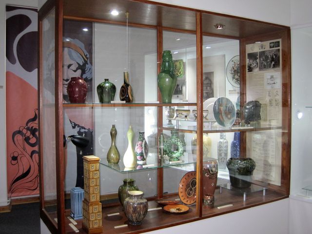 historie a výrobky místní keramické školy